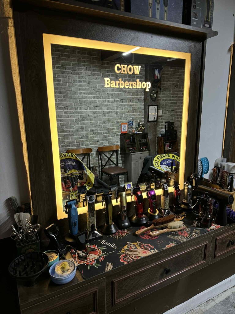 CHOW BARBER SHOP
