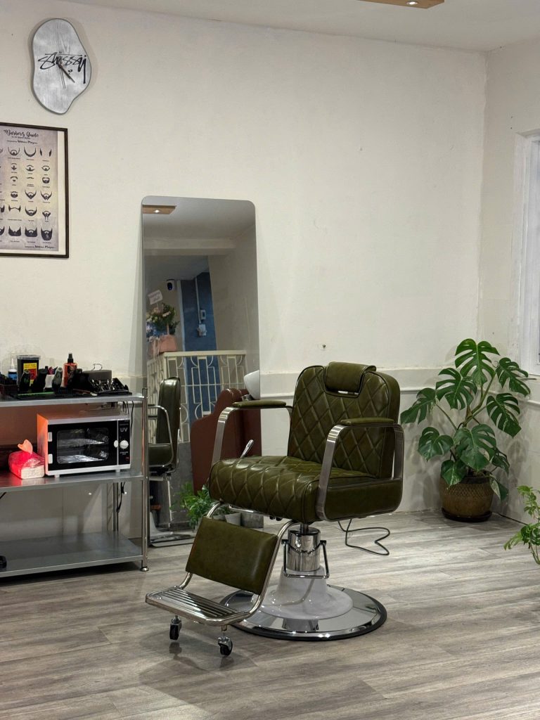 Top 5 Kiểu Tóc Nam Thịnh Hành 2026 Và Bí Quyết Giúp Barber Shop Luôn Đông Khách 3 IMG 20260425 115951
